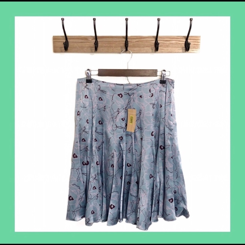 [To the Max] Blue Pink Silk Floral Skirt Sz 4